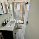 Yourpetitemaison Apartment